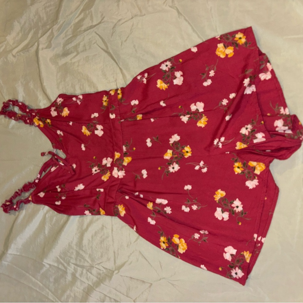 Hollister Floral pinkish red Romper